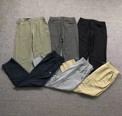 ￥168 LULULEMON TROUSERS 2204010404（im 170cm 60kg i wear size XL in the phot）