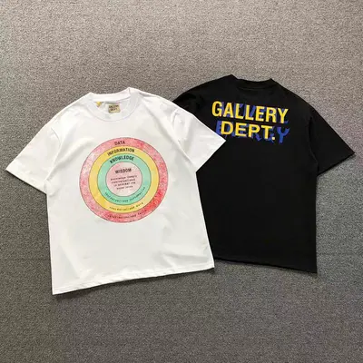 ¥98 GALLERY DEPT T-SHIRT 22040412125(im 170cm 60kg i wear size M in the phot)