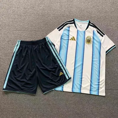 ¥78 FOOTBALL T-SHIRT SHORTS 124422002(im 170cm 60kg i wear size L in the phot)