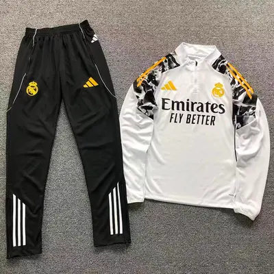 ¥135 FOOTBALL LONG SLEEVED TROUSERS 124417002(im 170cm 60kg i wear size S in the phot)