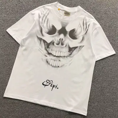 ¥98 GALLERY DEPT T-SHIRT 22040675125(im 170cm 60kg i wear size M in the phot)