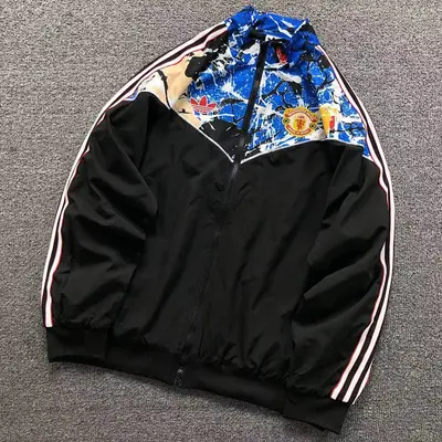 ¥195 FOOTBALL JACKET 124405002(im 170cm 60kg i wear size L in the phot)