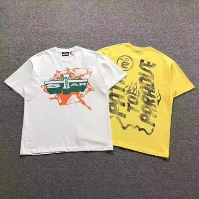 ¥115 HELLSTAR T-SHIRT 22040668125(im 170cm 60kg i wear size M in the phot)