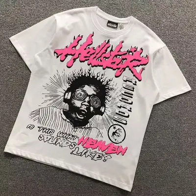 ¥115 HELLSTAR T-SHIRT 22040663125(im 170cm 60kg i wear size M in the phot)