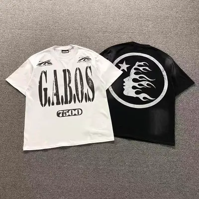 ¥105 HELLSTAR T-SHIRT 3204073117(im 170cm 60kg i wear size S in the phot)