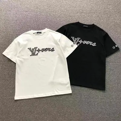 ¥118 L⭐ T-SHIRT 124709104(im 170cm 60kg i wear size S in the phot)