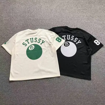 ￥158 STUSSY T-SHIRT 22040717001 （im 170cm 60kg i wear size M in the phot）