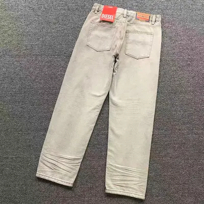 ￥225 DIESEL TROUSERS 3204081517（im 170cm 60kg i wear size 32 in the phot）