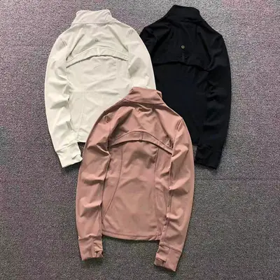 ￥228 LULULEMON LONG SLEEVED FEMAIE STYIE 3204091516