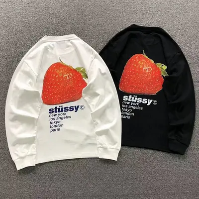 ¥158 STUSSY LONG SLEEVED 22041324001(im 170cm 60kg i wear size M in the phot)