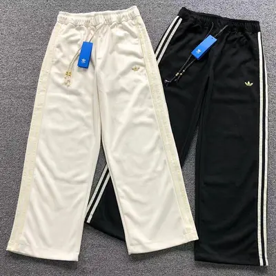 ¥135 A⭐I⭐AS TROUSERS 124130635(im 170cm 60kg i wear size XS in the phot)