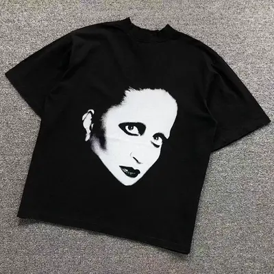 ￥135 B⭐L⭐⭐⭐IA⭐A T-SHIRT 42041310163（im 170cm 60kg i wear size XS in the phot）