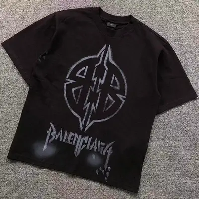 ￥135 B⭐L⭐⭐⭐IA⭐A T-SHIRT 42041302163（im 170cm 60kg i wear size XS in the phot）