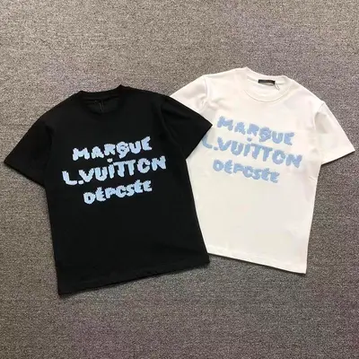 ￥85 L⭐ T-SHIRT 4204140436（im 170cm 60kg i wear size XS in the phot）