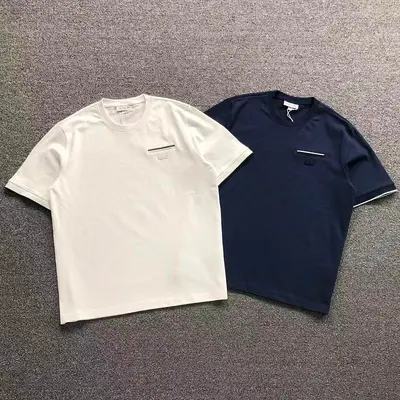 ￥98 LACOSTE T-SHIRT 4204141209（im 170cm 60kg i wear size S in the phot）