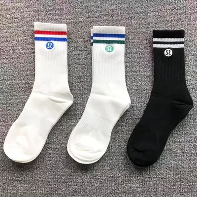 ¥39 LULULEMON SOCKS 4204180277