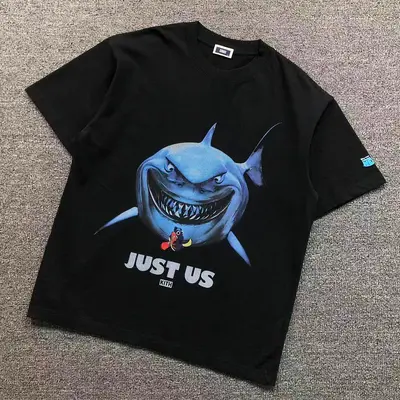 ¥135 KITH T-SHIRT 22041808001(im 170cm 60kg i wear size M in the phot)