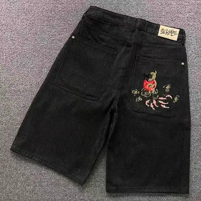 ￥135 DER⭐CHUT⭐E SHORTS 124180456（im 170cm 60kg i wear size 28 in the phot）