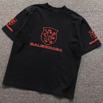 ￥135 B⭐L⭐⭐⭐IA⭐A T-SHIRT 42042006163（im 170cm 60kg i wear size XS in the phot）