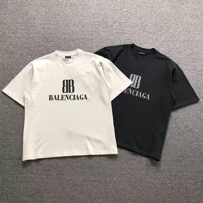￥125 B⭐L⭐⭐⭐IA⭐A T-SHIRT 42042011163（im 170cm 60kg i wear size XS in the phot）