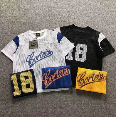 ￥85 CORTEIZ T-SHIRT 124200234（im 170cm 60kg i wear size S in the phot）