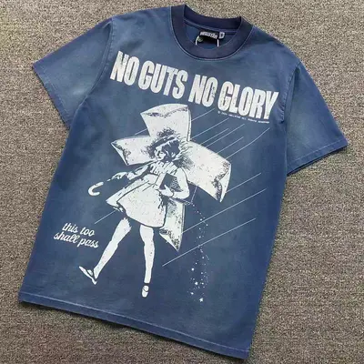 ¥135 HELLSTAR T-SHIRT 3204226072(im 170cm 60kg i wear size M in the phot)