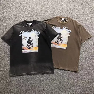 ¥135 SA⭐N⭐ VA⭐IT⭐ T-SHIRT 3204210172(im 170cm 60kg i wear size L in the phot)