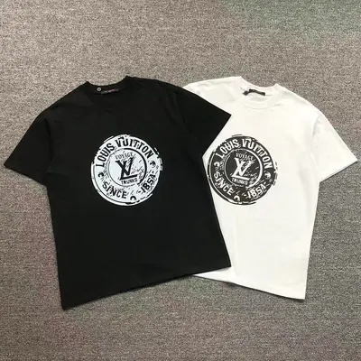 ¥128 L⭐ T-SHIRT 3204223821(im 170cm 60kg i wear size M in the phot)