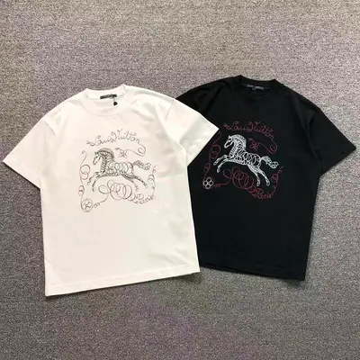 ￥98 L⭐ T-SHIRT 524242419（im 170cm 60kg i wear size M in the phot）