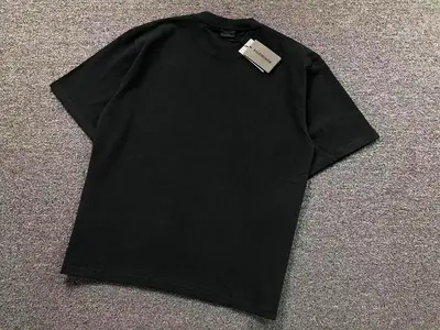 ￥125 B⭐L⭐⭐⭐IA⭐A T-SHIRT 42042408163（im 170cm 60kg i wear size XS in the phot）