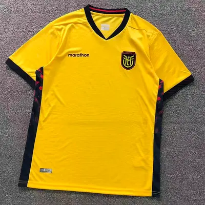 ￥78 FOOTBALL T-SHIRT 1242411002（im 170cm 60kg i wear size L in the phot）