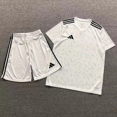 ￥85 FOOTBALL T-SHIRT SHORTS 1242401002（im 170cm 60kg i wear size L in the phot）