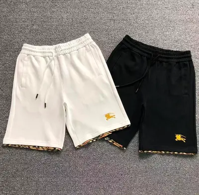 ¥118 B⭐R⭐E⭐RY SHORTS 3204261103(im 170cm 60kg i wear size M in the phot)
