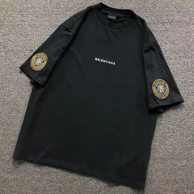 ¥125 B⭐L⭐⭐⭐IA⭐A T-SHIRT 42042603163(im 170cm 60kg i wear size XS in the phot)