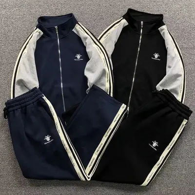 ¥398 D⭐O⭐ HOODIE TROUSERS 5242710147(im 170cm 60kg i wear size L in the phot)