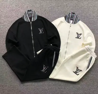 ¥398 L⭐ HOODIE TROUSERS 5242704147(im 170cm 60kg i wear size L in the phot)