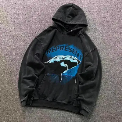 ￥195 REPRESENT HOODIE 22042906125（im 170cm 60kg i wear size M in the phot）