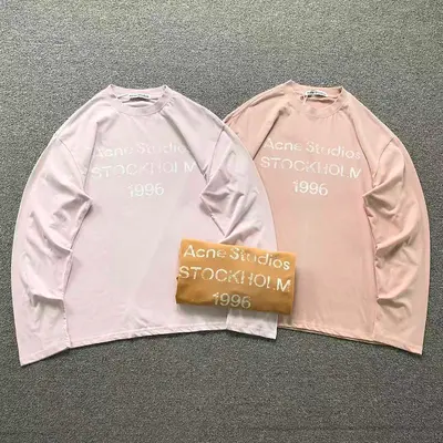 ￥125 ACNE STUDIOS LONG SLEEVED 4204292177（im 170cm 60kg i wear size M in the phot）