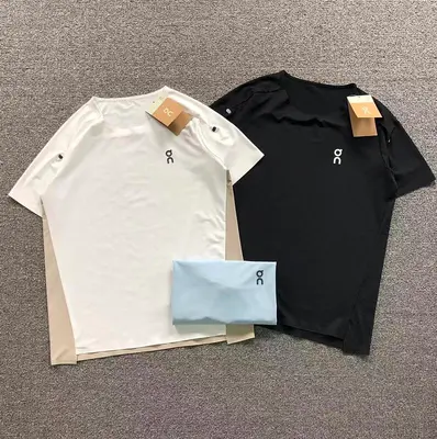 ￥108 ON T-SHIRT 4204292377（im 170cm 60kg i wear size M in the phot）
