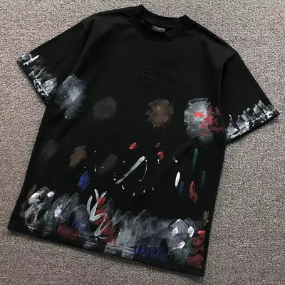 ¥128 B⭐L⭐⭐⭐IA⭐A T-SHIRT 42050405156(im 170cm 60kg i wear size 1 in the phot)