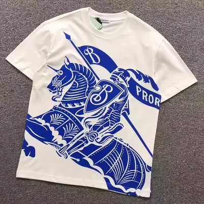 ¥165 B⭐R⭐E⭐RY T-SHIRT 5243024108 (im 170cm 60kg i wear size S in the phot)
