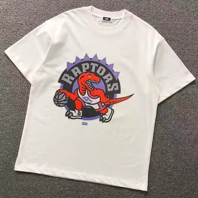 ¥148 KITH T-SHIRT 22043034001(im 170cm 60kg i wear size M in the phot)