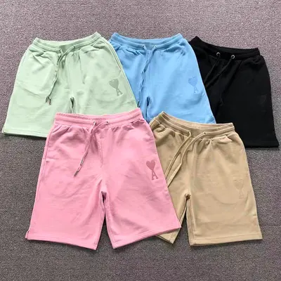 ¥188 AMI SHORTS 22050434001(im 170cm 60kg i wear size S in the phot)