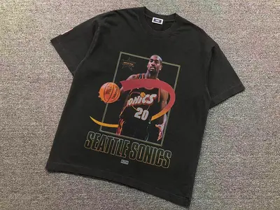 ¥148 KITH NBA BASKETBALL T-SHIRT 22043023001(im 170cm 60kg i wear size M in the phot)