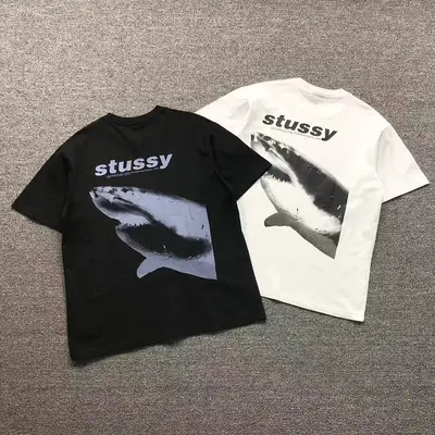 ¥78 STUSSY T-SHIRT 524300882(im 170cm 60kg i wear size M in the phot)