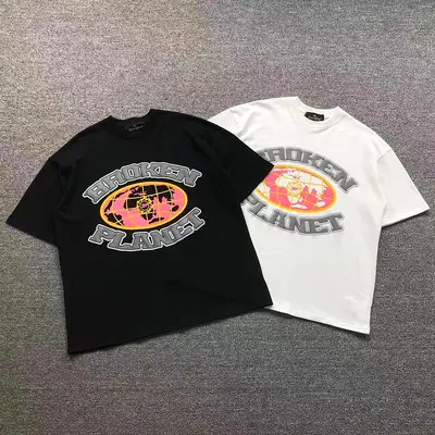 ¥85 BROKEN PLANET T-SHIRT 524300378(im 170cm 60kg i wear size L in the phot)