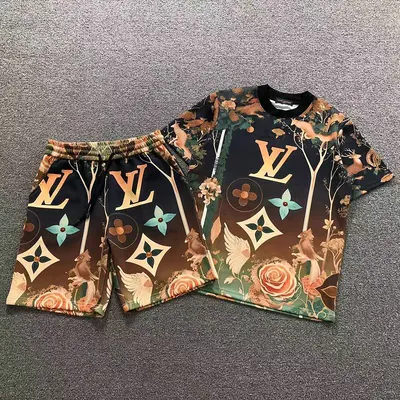 TOP ￥165 SHORTS￥175 L⭐ T-SHIRT SHORTS 22050511125（im 170cm 60kg i wear size S in the phot）