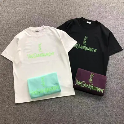 ￥115 SA⭐⭐T ⭐⭐U⭐⭐NT T-SHIRT 3205060921（im 170cm 60kg i wear size L in the phot）