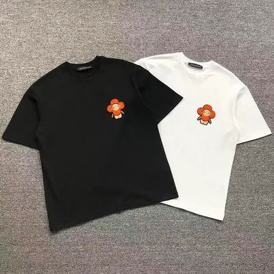 ￥135 L⭐ T-SHIRT 22050737125（im 170cm 60kg i wear size S in the phot）