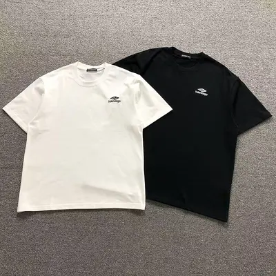 ¥145 B⭐L⭐⭐⭐IA⭐A T-SHIRT 2205080601(im 170cm 60kg i wear size 2XL in the phot)